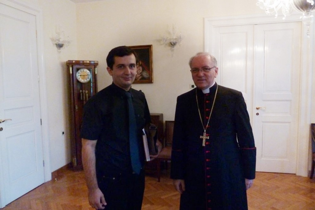 Održan sastanak Općinskog načelnika Ivana Šmita  i biskupa Antun Škvorčević